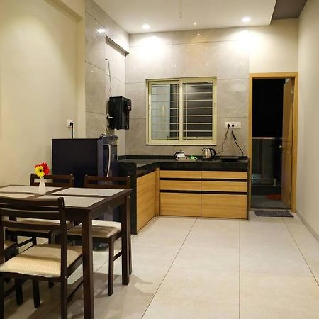 'Sumadhu Homes 301 ' Kolhapur Exterior foto