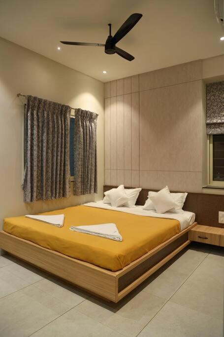 'Sumadhu Homes 301 ' Kolhapur Exterior foto